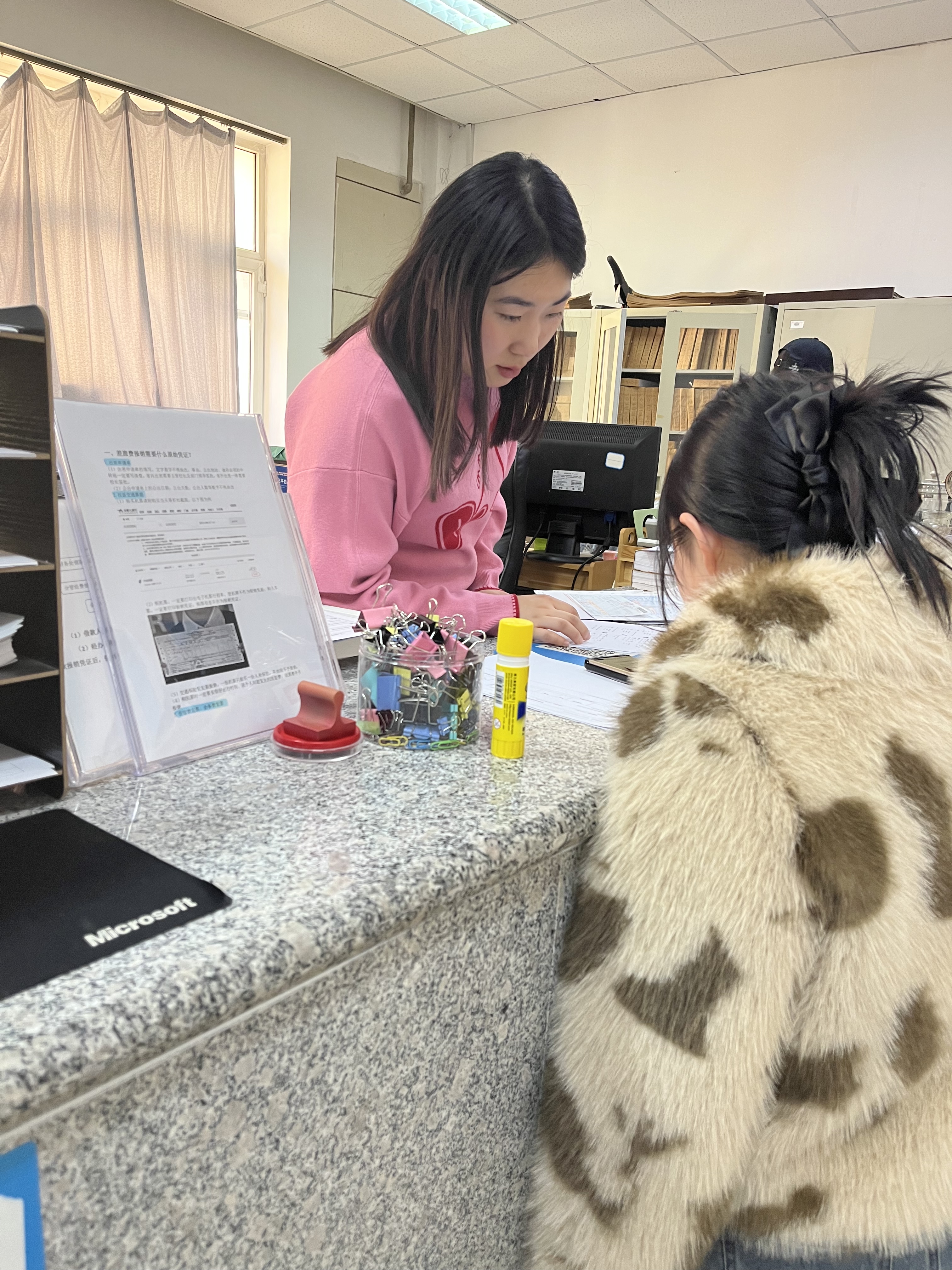 15105329l1ek.jpg